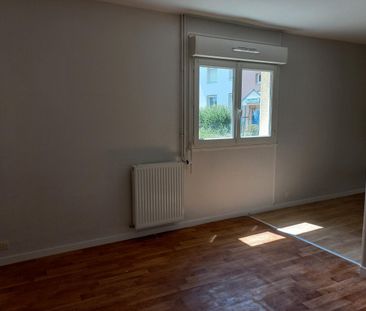 Location Maison 4 pièces 104 m² La Châtre - Photo 4