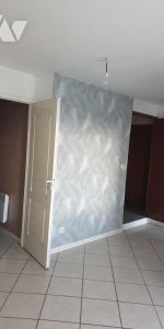 PROVIN, centre-ville, T2 à 540 euros - Photo 4