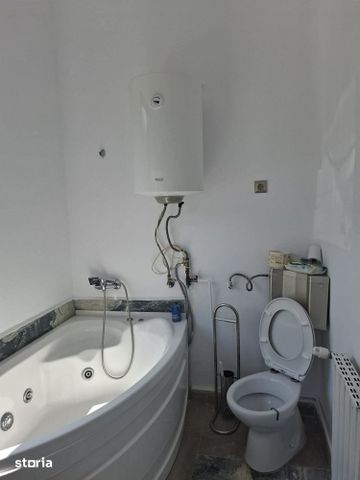 Cetatii.Casa 4 camere de inchiriat - Photo 5
