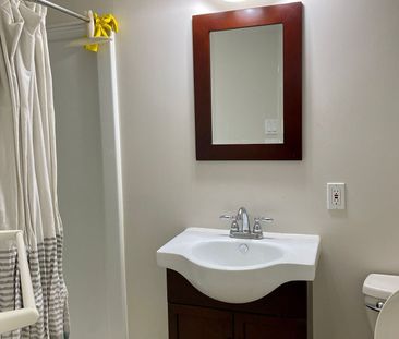 For Lease - 148 John Bowser Crescent Unit# BSMNTLL, Newmarket, Ontario - Photo 1