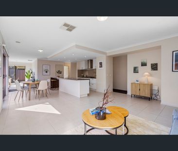 13 Sincere Drive, Point Cook, Vic 3030 - Photo 5