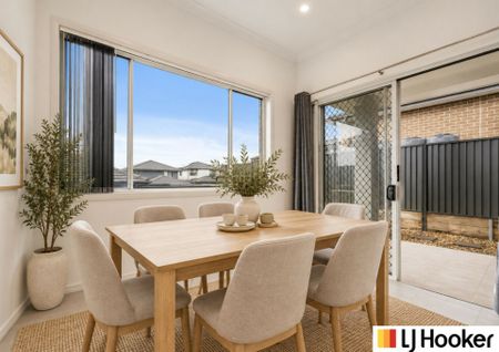Beautifully Positioned Single Storey Family Home - Photo 2