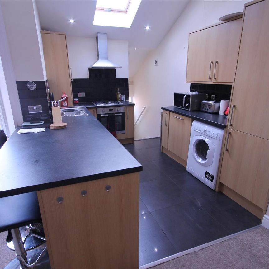 Cavendish Road, Jesmond, Newcastle Upon Tyne - Photo 1