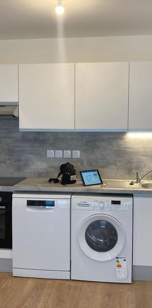 Location Appartement 2 pièces 41m² LORMONT 33310 - Photo 1