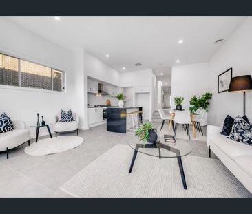 Luxury Living in Prime Kellyville Location For Rent - Photo 3