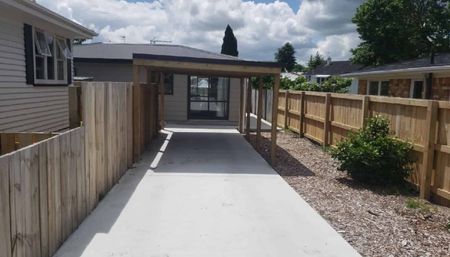 Moderm two bedroom home - Photo 5