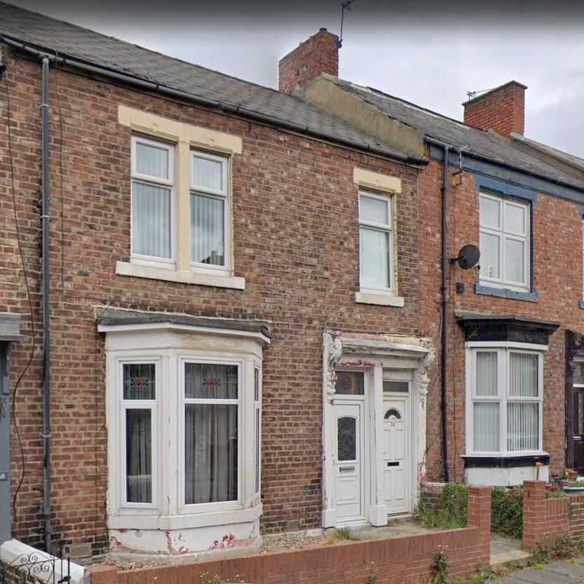 2 bedroom ground floor flat to rent - Photo 1