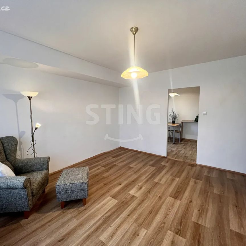 Pronájem bytu 2+1 48 m² - Photo 1