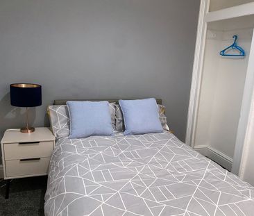 Room in a Shared House, Milford Street, M6 - Photo 5