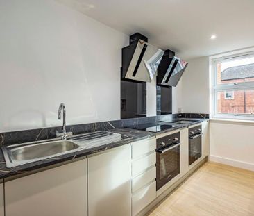 1 bedroom house of multiple occupation to rent - Photo 6