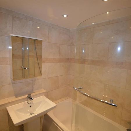 4 bedroom house to rent - Photo 3