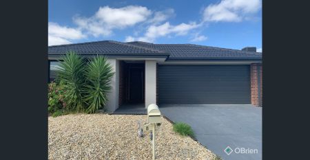 Family Living in a Prime Officer Location - Photo 3