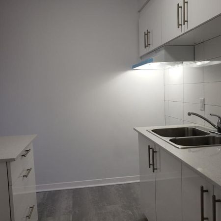4 ½ à Montréal style condo, $1600 - Photo 4