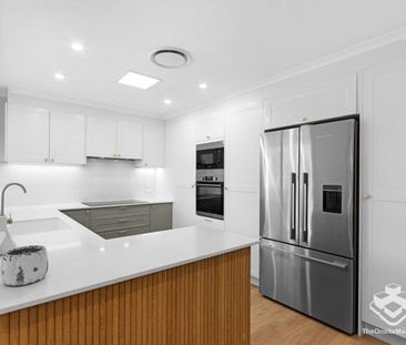 4 Bed 2 Bath 3 Car with Ducted Air - Photo 2