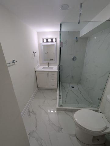 For Lease - 9 Cranley Road Unit# Bsmt, East Gwillimbury, Ontario - Photo 3