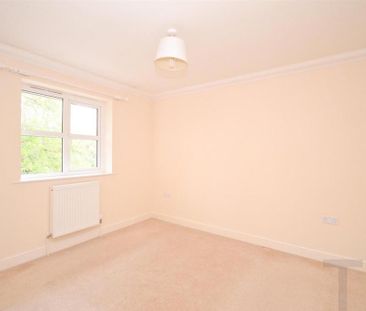 2 bedroom maisonette to rent - Photo 1
