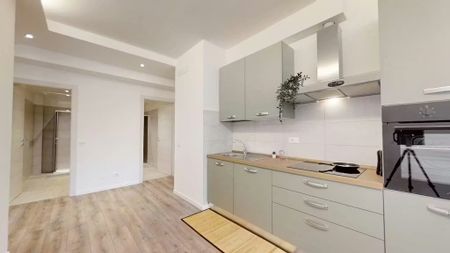 Via Luigi Pellizzo, Padova, Veneto 35128 - Photo 3