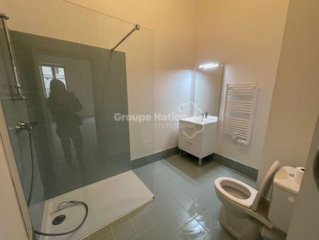 Location Appartement 1 pièce 36m² - Photo 3