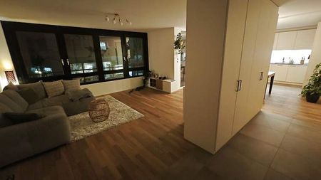 2.5 Zimmer, 84 m², 1. Stock - Photo 2