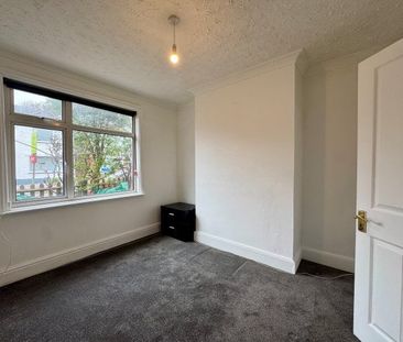 Leconfield Road, Lancing, BN15 - Photo 3