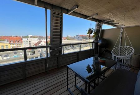 inkl. Tiefgaragenstellplatz | hochwertig ausgestattete Neubauwohnung | Balkon mit Schlossbergblick - Photo 2