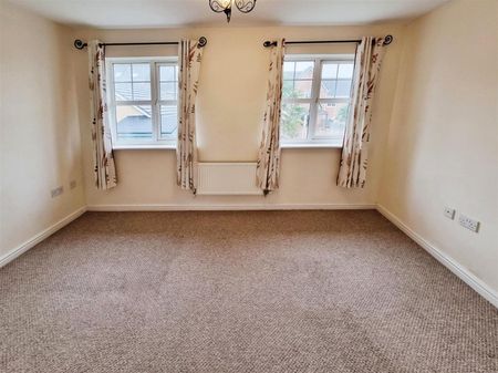 2 Bedroom House to Rent in Windsor Road, Rushden, NN10 - Photo 5