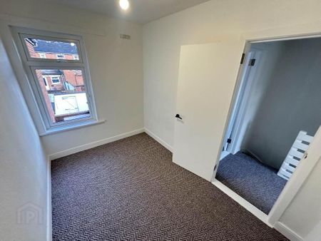 68 St James`s Road, Belfast, BT12 6ED - Photo 4