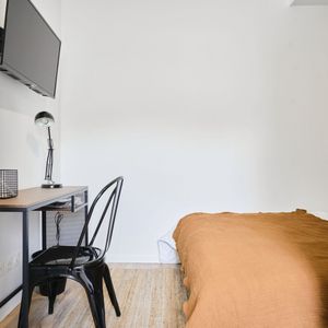 BERNE Roommate 5 Bedrooms at Amiens - Photo 2