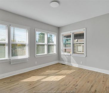 For Lease - 1415 LANGLOIS Unit# MAIN UNIT, Windsor, Ontario - Photo 2