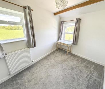 3 bedroom detached house to rent - Photo 5