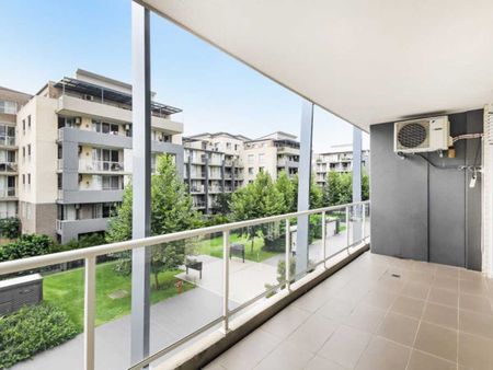 Furnished | One Bedroom + Study Room | Car Space - Photo 5