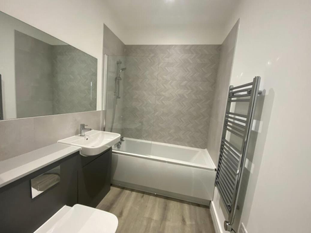 Oundle Road, Peterborough - Photo 4