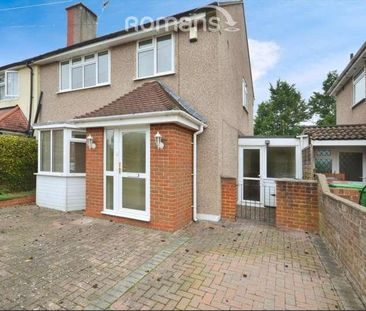 Mercian Way, Cippenham, SL1 - Photo 2