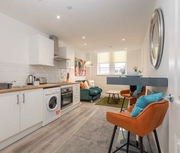 Charlotte Street - Photo 4