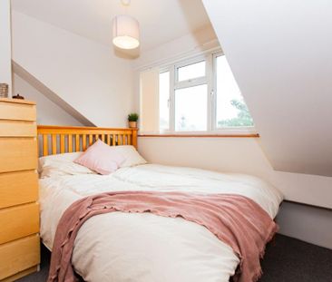 5 bedroom detached house to rent - Photo 5