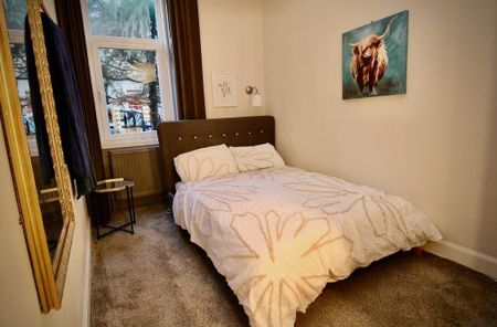 2 bedroom flat to rent - Photo 4