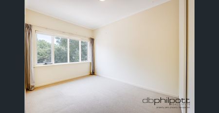 Modern North Adelaide Townhouse in a Prime Lifestyle Pocket - Photo 2