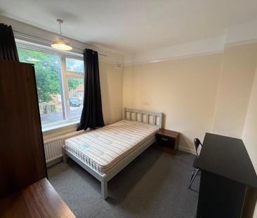 4 bedroom house to rent - Photo 2