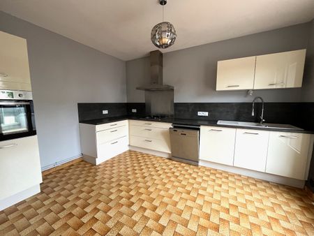 Location Appartement 3 pièces 101m² - Photo 5