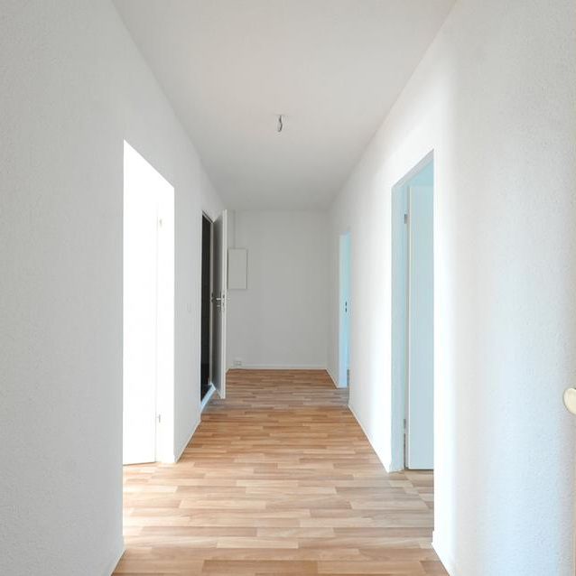 Platz für die ganze Familie - gemütliche 3 Zimmer ab Mitte Mai - Photo 1