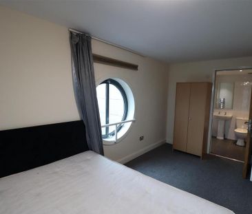 2 bedroom apartment to rent - Photo 6