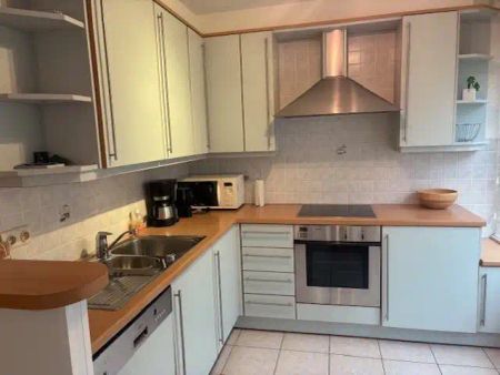 Gemeubeld appartement met 2 slaapkamers in The President - hartje Oostende - Photo 5