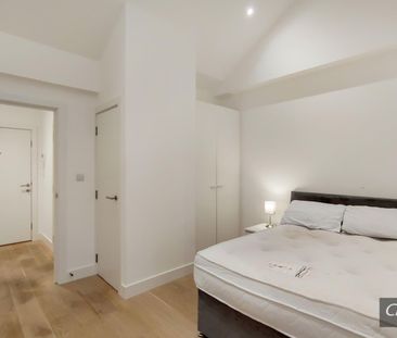 Sail Loft Court, London - Photo 3