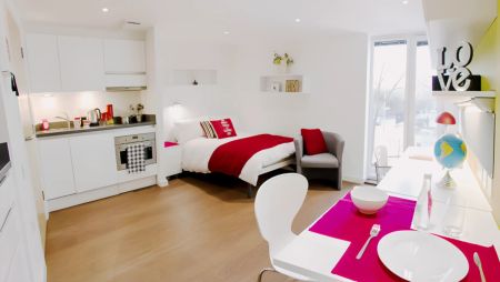 Premium Upper Floor - Photo 3