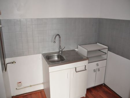 Appartement - 1 pièce - Saint-Alyre/Fontgiève - Photo 5