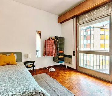 Praça de 9 de Abril, Porto, Braga 4200-422 - Photo 3