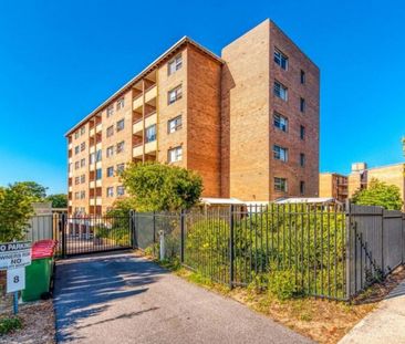 Central West Leederville Apartment - Photo 5