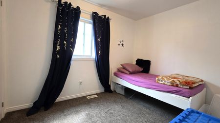 For Lease - 3200 Singleton Avenue Unit# 63, London South, Ontario - Photo 4