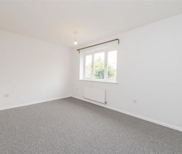 3 bed House To Let - Photo 3
