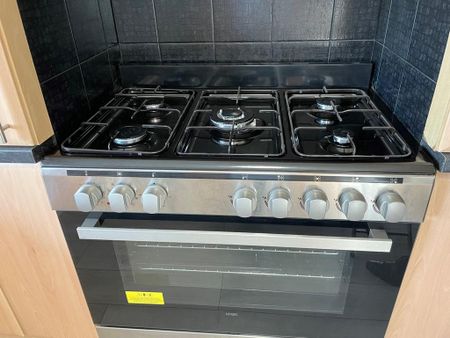 2 bedroom terraced house to rent - Photo 3